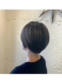 ショートボブ