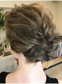 四つ編みを使ったショートヘアセット