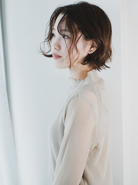 シュシュ(chouchou) 顔まわりにこだわったアンニュイボブことりベージュ