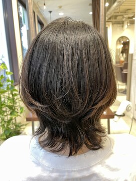 ヘアメイク カン プラスエフ(HAIR MAKE KANN+f) ミディアムウルフ