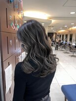 プライズ 池袋店(prize)&nbsp;ハイライトミディアムウェーブグレージュアッシュ池袋2263