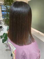 サラジュ 梅田店(SARAJU)&nbsp;saraju ヒラノ　切りっぱなしミディアム　フローディアTR