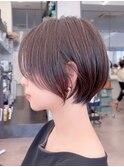 大人ショートカットウェットヘアオリーブベージュデザインカラー
