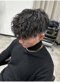 ツイストスパイラルパーマ前下がりマッシュ