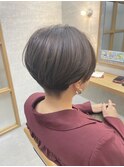 じわじわきてます大人女子の刈り上げショート◎