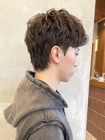 エリマバイフィフス 調布(elima by fifth) メンズパーマショートツイストスパイラルパーマセンターパート