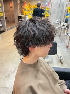 カーニー 北千住(kearny) メンズカットパーマ/ニュアンスパーマ/フェザーパーマ[北千住]