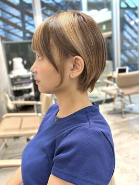 ミィ 浦和(mee) 透明感カラー ボブ 前髪 ショート カラー ブリーチ&ダブルカラー