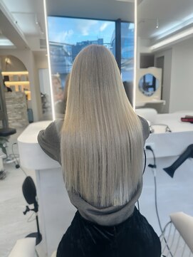 フィーネ(Fi-Ne) ホワイトベージュ/エクステgray