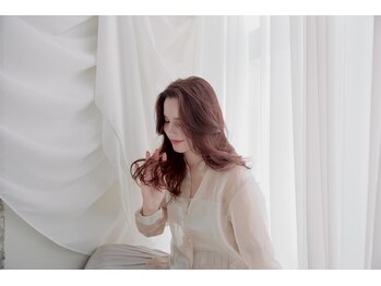 マイン(MAEN)の写真/厳選トリートメントでさらさら艶髪へ！独自メゾットのケアカラーで、キレイが続く毎日を演出