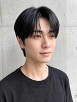 men's salon UTUTU【11月24日NEW OPEN（予定）】&nbsp;センターパートマッシュ