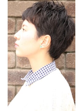 アーシャム(Arsham) 大人カジュアルショート