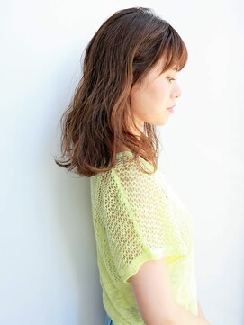 ルティア(Lutia) ゆるふわウェーブ 簡単スタイリング ナチュラルブラウン★★