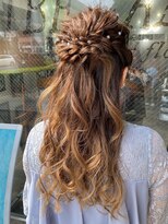 バイブアンドアネックス(VIBE & ANNEX)&nbsp;《momoka》ハーフアップ結婚式お呼ばれパーティー石川町横浜