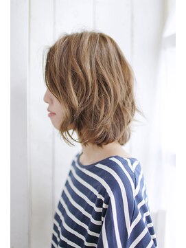 トレス プラス エヌ(TRESS+n) 20代30代40代　レディウルフ【堅田】