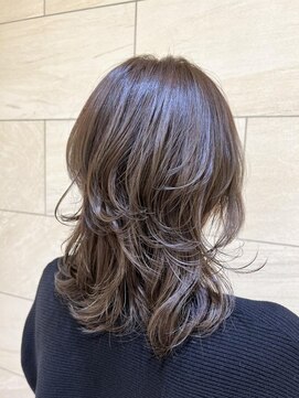 マージュ ギンザ(marju GINZA) ミディアムウルフレイヤー