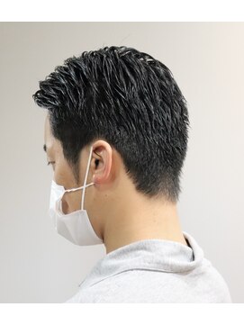 ウィスカーヘアー(whisker hair) ジェントルショート