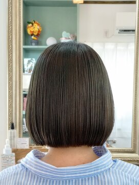 ラグラスヘア(LAGRAS HAIR) 大人可愛いアッシュブラウンボブ