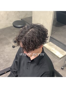 クロー(CROW) カット×波巻きパーマ