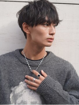 クオル 立川(QOL) 大人スタイル シャドウパーマ 大人マッシュ ショート 大人男子