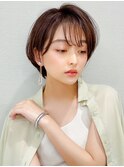 グレージュ／顔周りレイヤーボブ／小顔前髪あり／30代40代50代