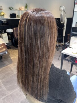 メイン(MAIN) 白髪ぼかし/ハイライト／白髪染め/髪質改善/30代/40代/50代