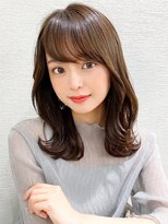 後れ毛が可愛い顔周りレイヤー/ナチュラルアッシュ/顔周り