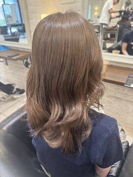 ルグランシャトー(Le grand chateau) ミルクティーグレージュ