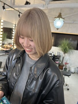 プルメリアドット(Plumeria.) ベージュ