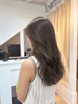 スチャステニィーバイルミ 日ノ出町店(Stastny by Lumi)&nbsp;艶感たっぷり大人レイヤーロング