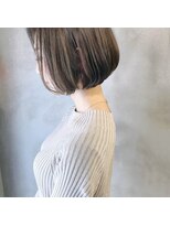 ミント(mint)&nbsp;赤み除去！透明感グレーで柔らかさ◎