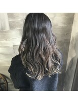 モニュメント(Monument)&nbsp;外国人風グラデーションカラー