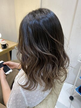 クレア本厚木(CREA) [Chii] バレイヤージュ風　ミルクティーグレージュ