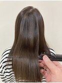 アッシュグレイカラー☆毛髪強化でサラサラヘアー