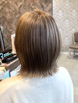 ガレリアエレガンテ 西尾店(GALLARIAElegante) 鉄板ミルクティーベージュ