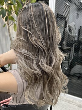 キラ 渋谷(KILLA) エアタッチバレイヤージュ/くびれヘア/白髪ぼかし/白髪染め/原宿