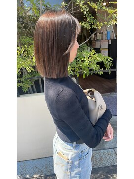 ヴィレッジ(Village) 切りっぱなしボブ