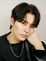 オーシャントーキョー(OCEAN TOKYO)&nbsp;韓国ヘアカルマパーマコンマバングセンターパート黒髪ウルフ