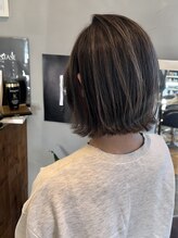 エス ウォーク(S.Wark) シャドウルーツ