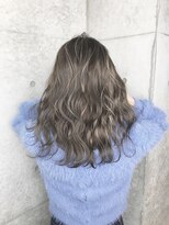 アンダーバーホワイト 泉佐野店(_WHITE)&nbsp;☆ ハイライトカラー　ケアブリーチ　ダブルカラー　イルミナ