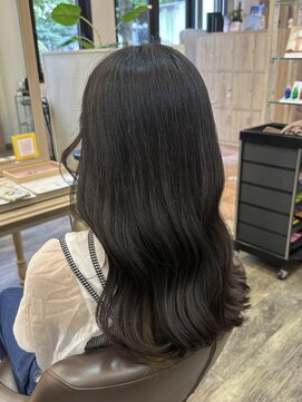 アルターリール(aL ter Rire) 黒髪/ボブルフ/ネビージュ/小顔/ワンレン/杉田花乃