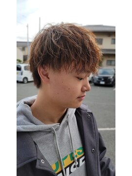 メンズアートヘアー ブーム(MEN'S ART HAIR BOOM) クルッとしないツイストスパイラル