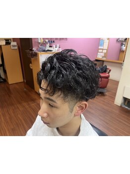 経験豊富なスタイリストがアナタに似合うパーマをご提案◎スタイリングのしやすさ・デザイン性◎