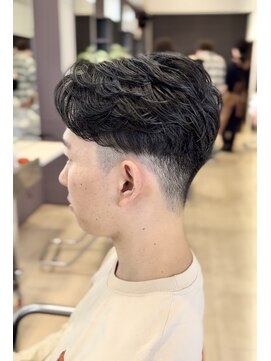 ワイボンドヘアー(Y bond hair) メンズカット　刈り上げ　ツーブロック