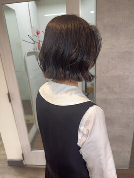 ローウェ 京都四条河原町(Louwe) ニュアンスボブ/ボブ/ミニボブ/四条河原町