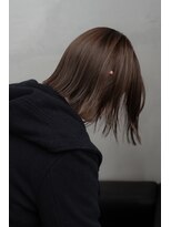 ネイヴィル(navile)&nbsp;切りっぱなしボブ×ナチュラルグレージュ