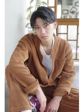 ビアンコ カーロ(Bianco caro) 大人気！メンズ前下がりショート