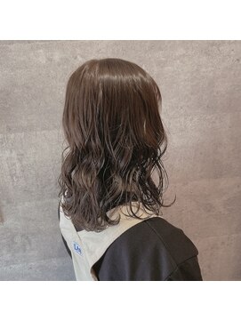 レイビューティー 浜町中央橋店(RAY+beauty) カーキ