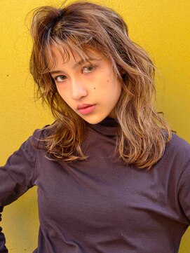 カンナ(Canna) エアリーミディ/ショートパーマ/黒髪/ホワイトアッシュ/TOKIO