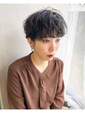 シカ 神戸三宮元町店(Cica) ショートヘア ショートパーマ 大人ショート 三ノ宮 下山手通